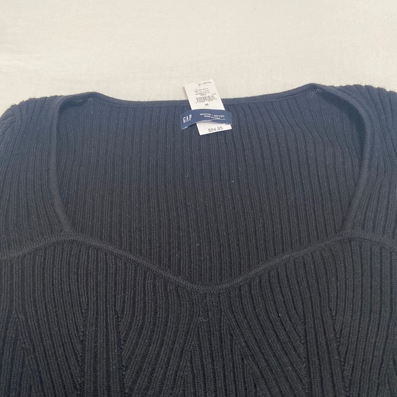 NWT Gap Ribbed knit Sweetheart Neckline Sweater - Picture 3 of 7